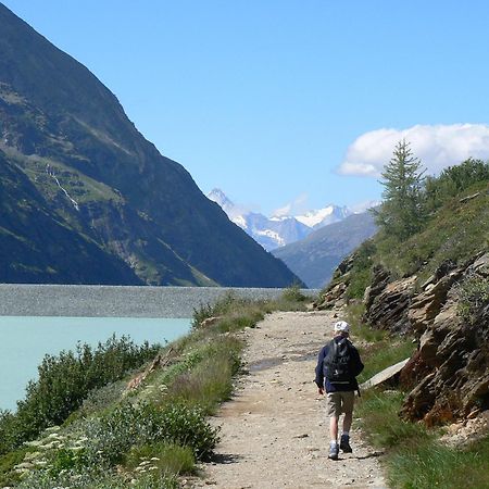 Ferienwohnung Haus Alpenstern Saas-Grund Zimmer foto