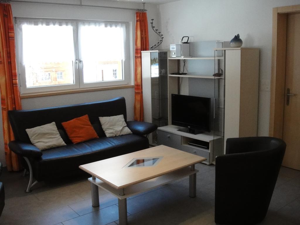Ferienwohnung Haus Alpenstern Saas-Grund Zimmer foto