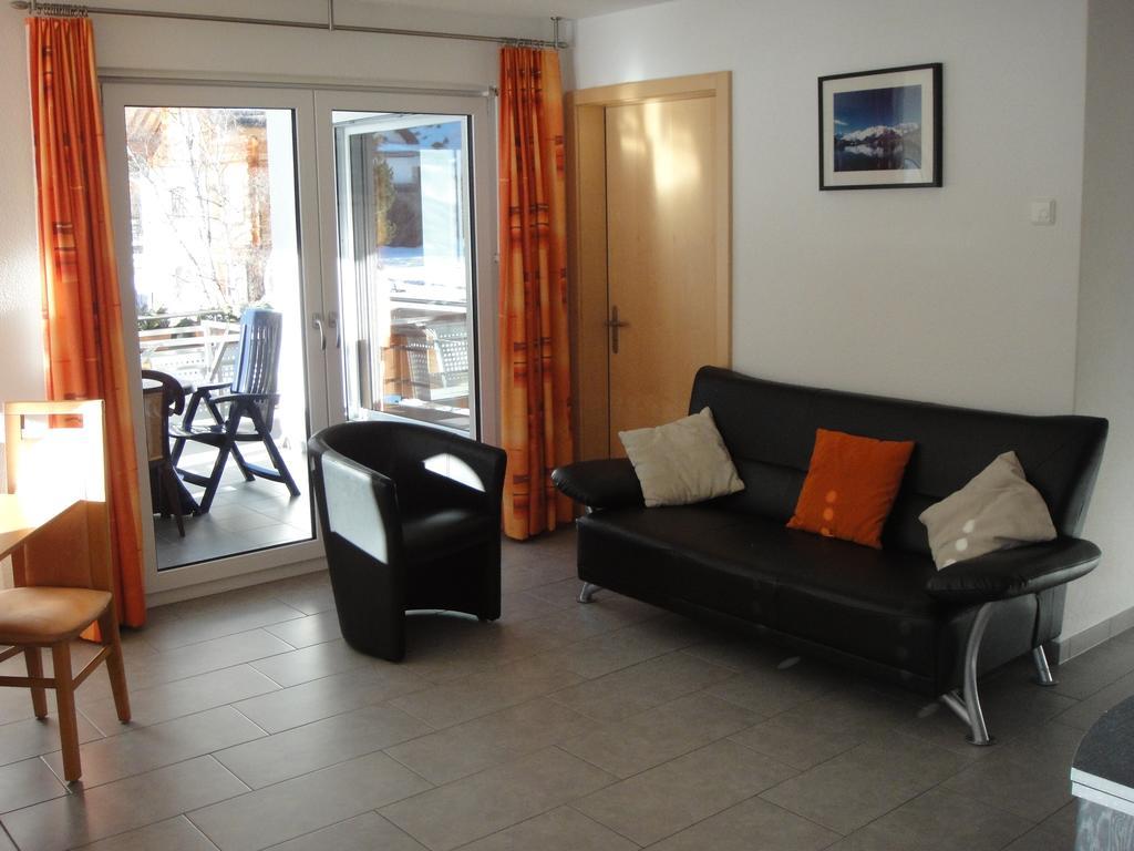 Ferienwohnung Haus Alpenstern Saas-Grund Zimmer foto