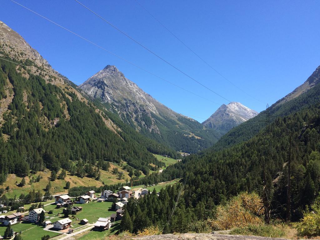 Ferienwohnung Haus Alpenstern Saas-Grund Exterior foto
