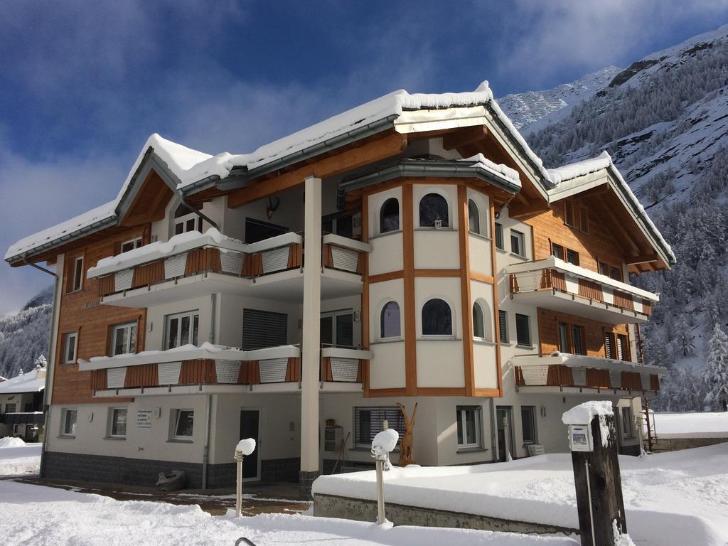 Ferienwohnung Haus Alpenstern Saas-Grund Exterior foto